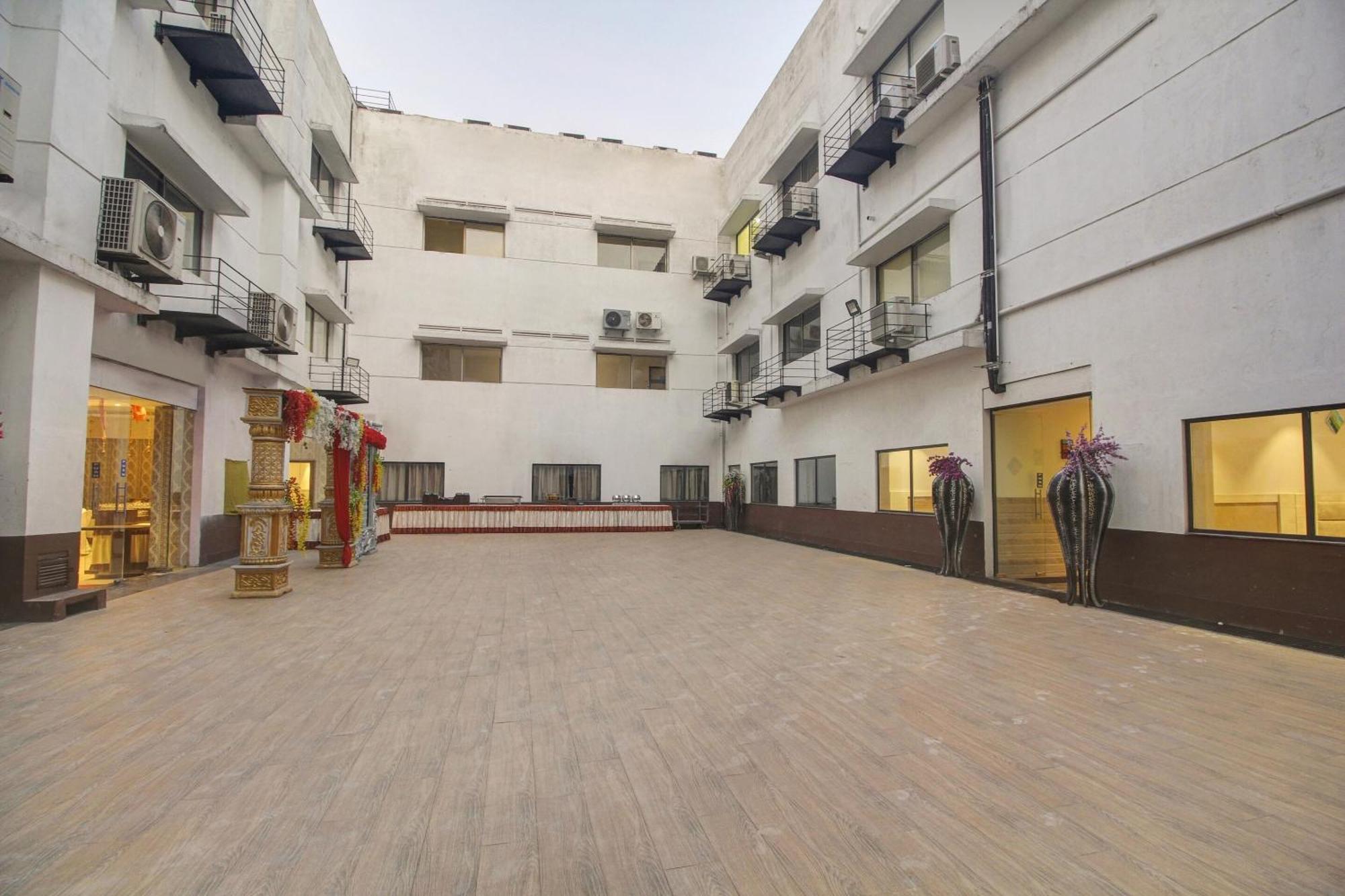 Townhouse Oak Sohotel Hāora Esterno foto
