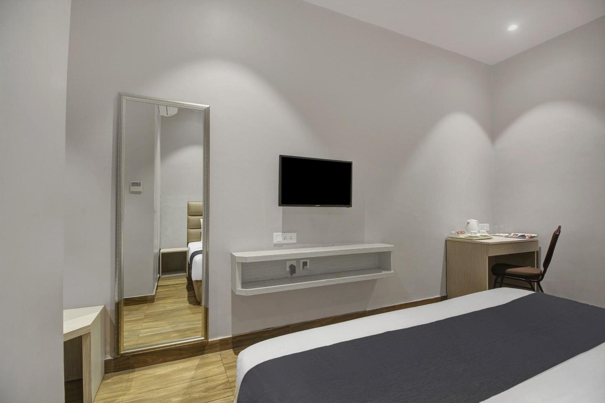 Townhouse Oak Sohotel Hāora Esterno foto